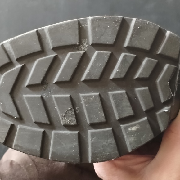 Coach boots brown coach C  with coach button - Picture 10 of 16